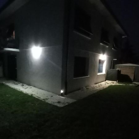 Plaisir Des Pres - Appartement T3, Jardin, Parking Chaponost Bagian luar foto