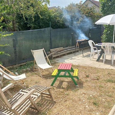 Plaisir Des Pres - Appartement T3, Jardin, Parking Chaponost Bagian luar foto