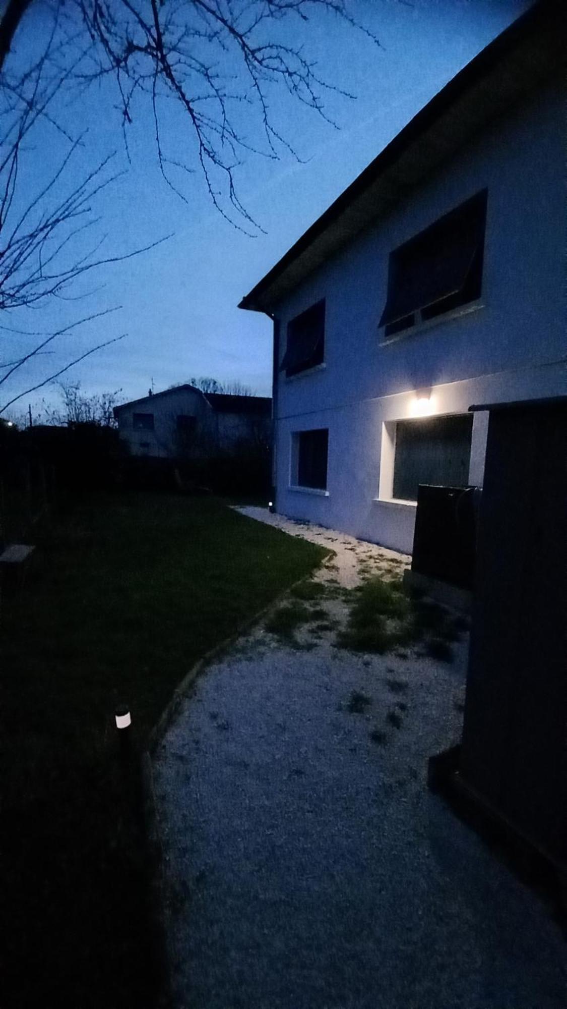 Plaisir Des Pres - Appartement T3, Jardin, Parking Chaponost Bagian luar foto