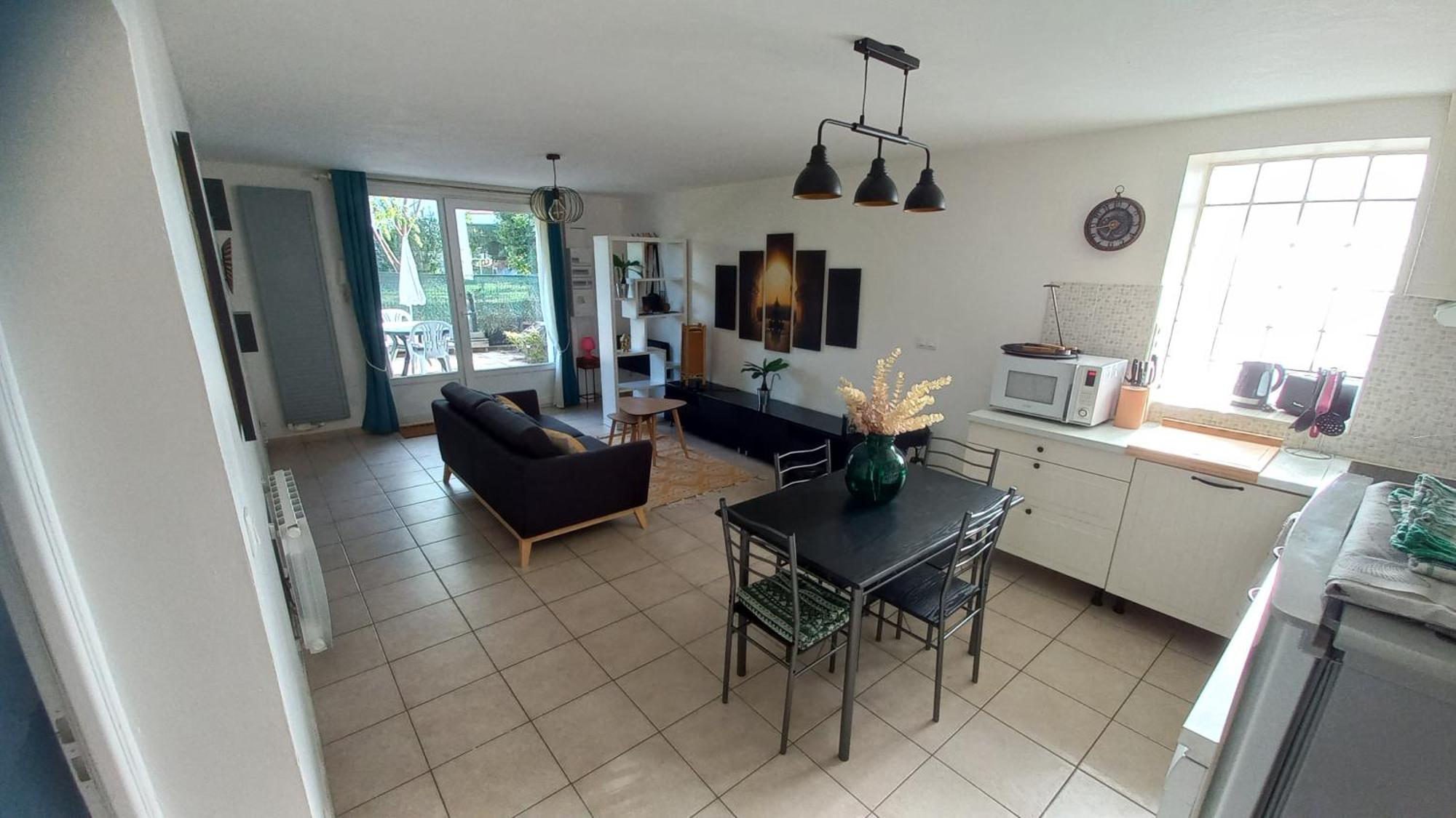Plaisir Des Pres - Appartement T3, Jardin, Parking Chaponost Bagian luar foto